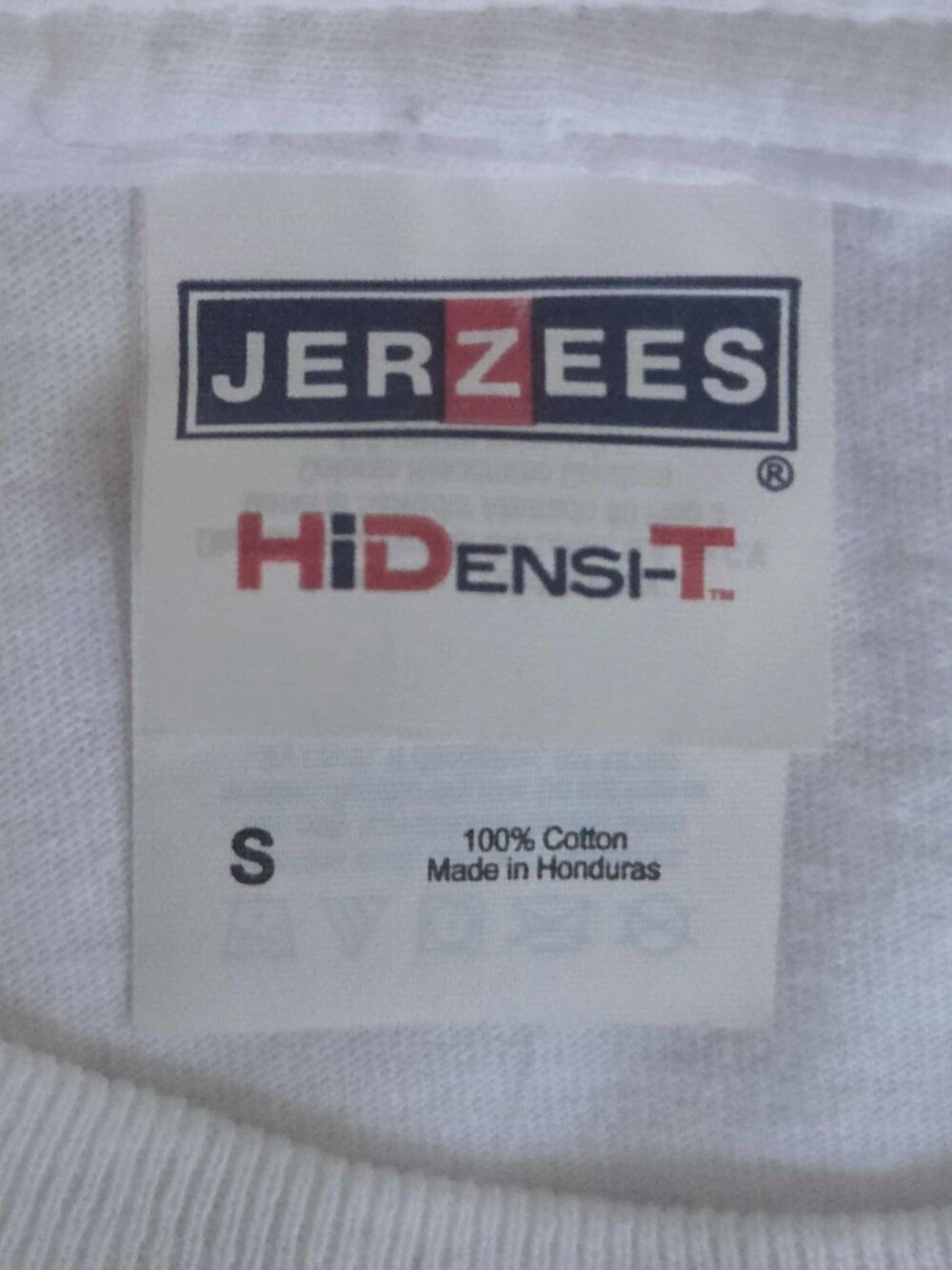 GENTLY USED, RIPLEY'S AQUARIUM CANADA TEE SHIRT, SMALL!!! - Picture 5 of 5